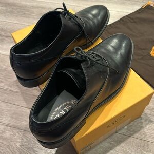 TODS Lace Up Oxford‎ Black Leather Sz 9 Mens Dress Shoes